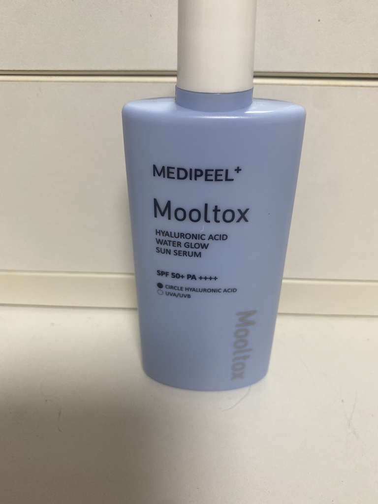 메디필 (MEDIPEEL) 히알루론산 물톡스 물빛 광채 선세럼 [SPF50+/PA++++] review image