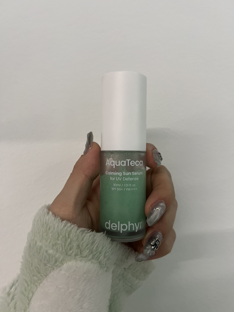 德尔菲 Aquateca Caring Sun Serum [SPF50+/PA++++] review image