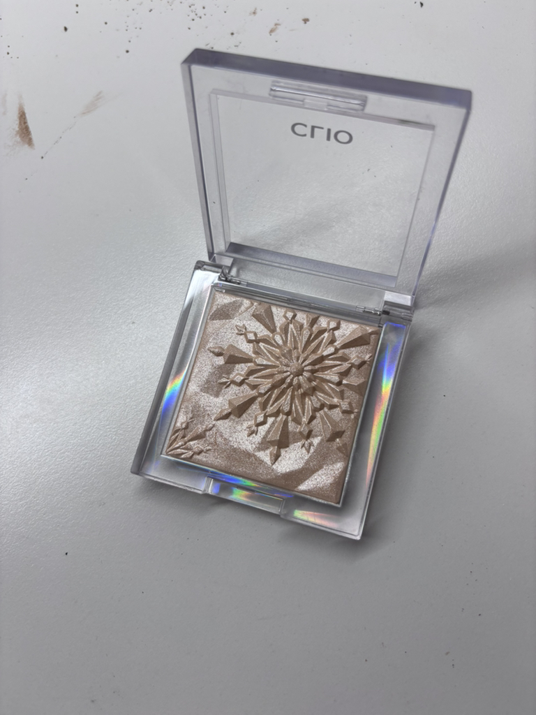 棱镜高光 [001 金色光泽]的真实用户使用照片