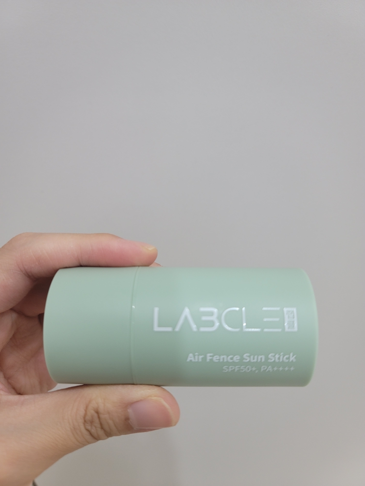 랩클 (LABCLE) 에어펜스 선스틱 [SPF50+/PA++++] review image