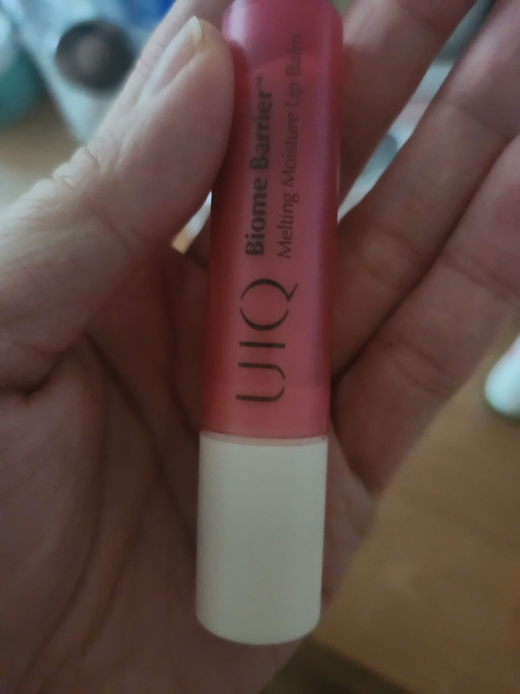 유이크 (UIQ) 바이옴 베리어 모이스처 멜팅 립밤 [로지] review image