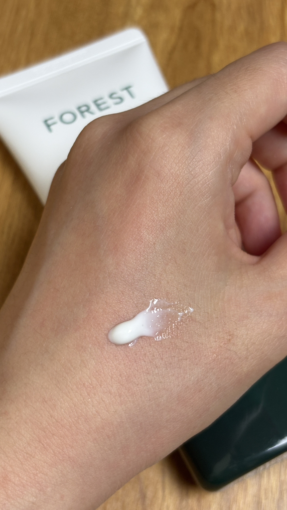 포레스트 (FoRest) 워터리 에센스 선크림 [SPF50+/PA++++] review image