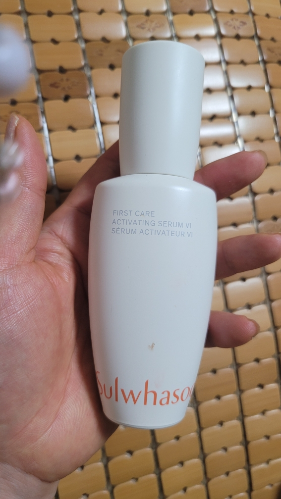 润肤精华的真实用户使用照片