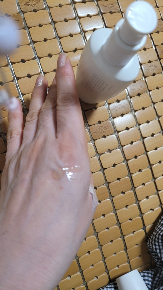 润肤精华的真实用户使用照片