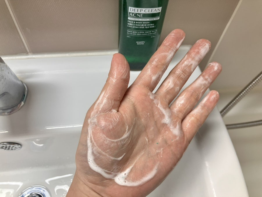 해피바스 (HAPPYBATH) 딥클린 바디워시 [티트리아크네케어] review image