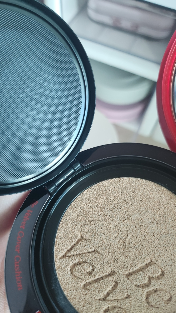 Pro Tailor Velvet Cover Cushion New Class [SPF34/PA++] [No. 20 Vanilla]的真实用户使用照片