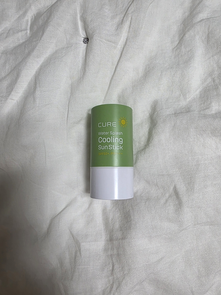 큐어 (CURE) 워터 스플래쉬 쿨링 선스틱 [SPF50+/PA++++] review image