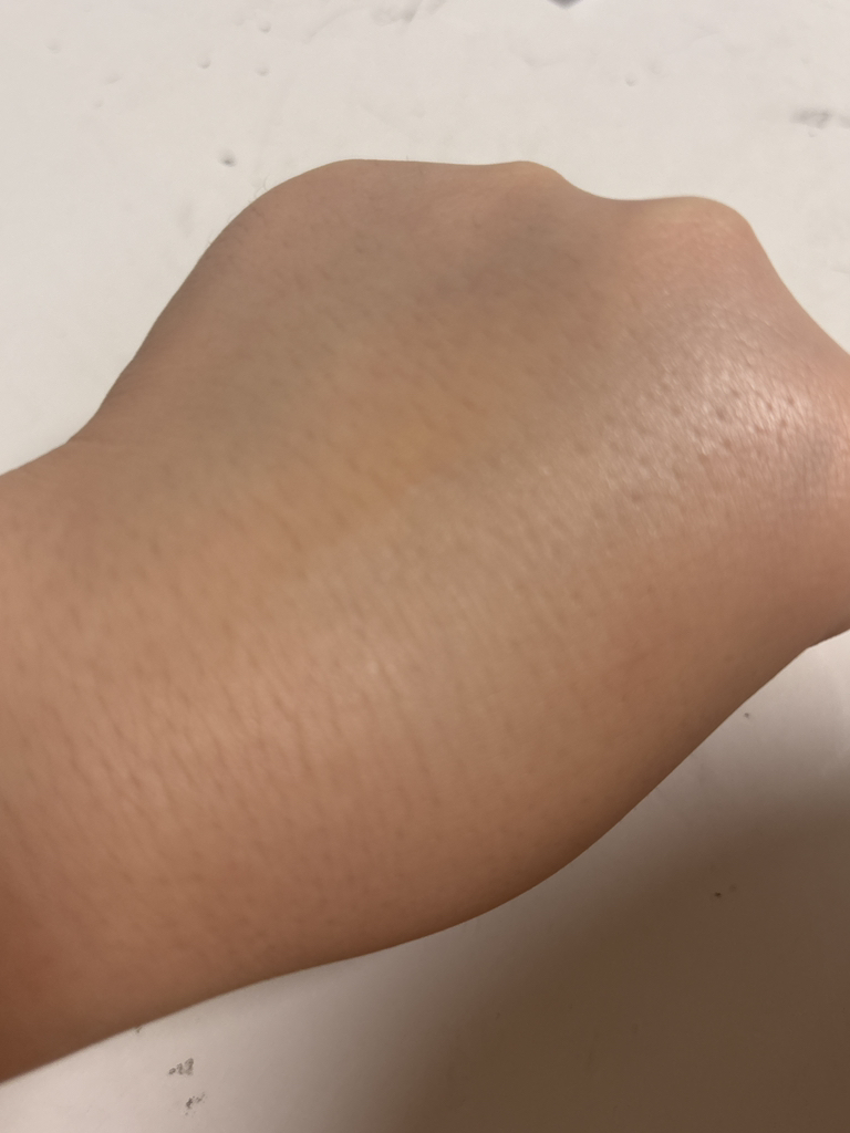 周日隔离霜 [SPF50+/PA++++] [提亮/紫色]的真实用户使用照片