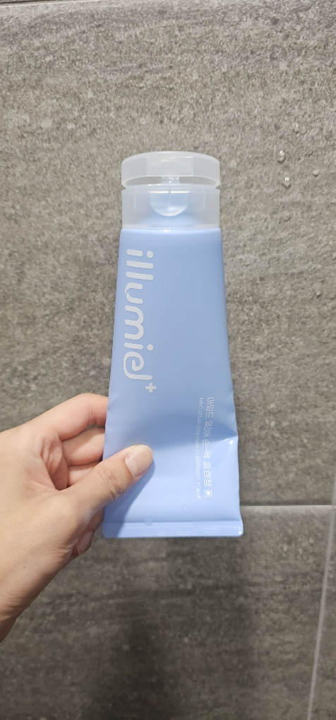 일루미엘 (illumiel+) 마일드 클리어 순싹 클렌징폼 review image