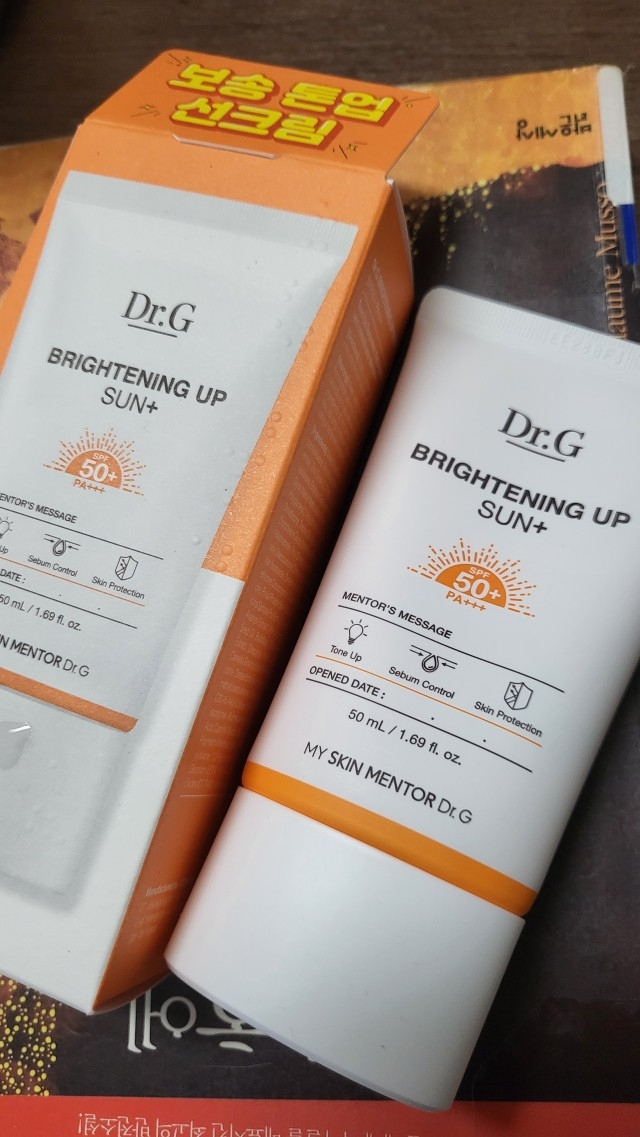 焕亮温和修护防晒霜 [SPF50+/PA+++]的真实用户使用照片