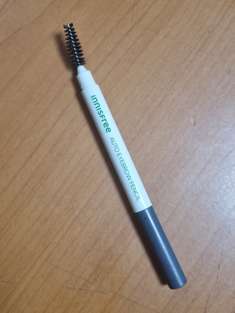 이니스프리 (INNISFREE) 납작 아이브로우 펜슬 [3 꿈꾸는새벽녘그레이] review image