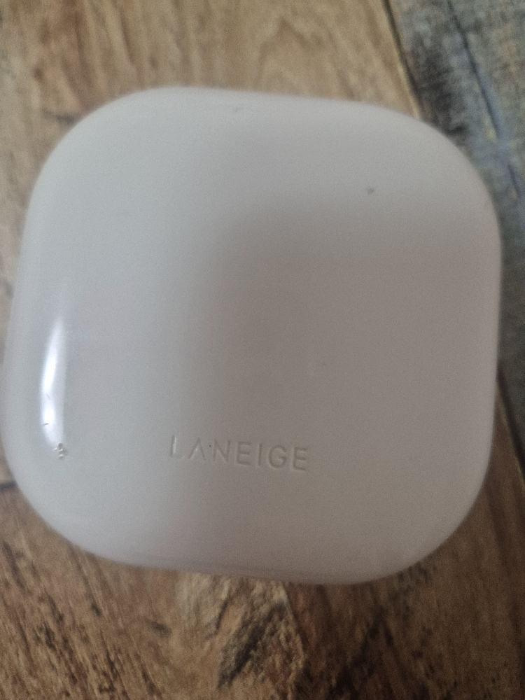 新生必需品柔焦散粉的真实用户使用照片