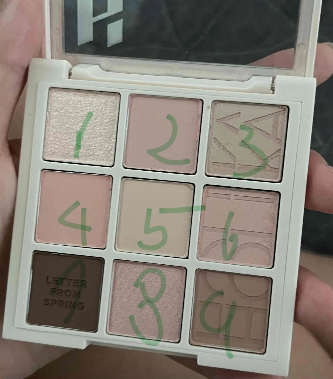 홀리카홀리카 (HOLIKAHOLIKA) 마이페이브 무드 아이팔레트 [11 레터프롬스프링] review image
