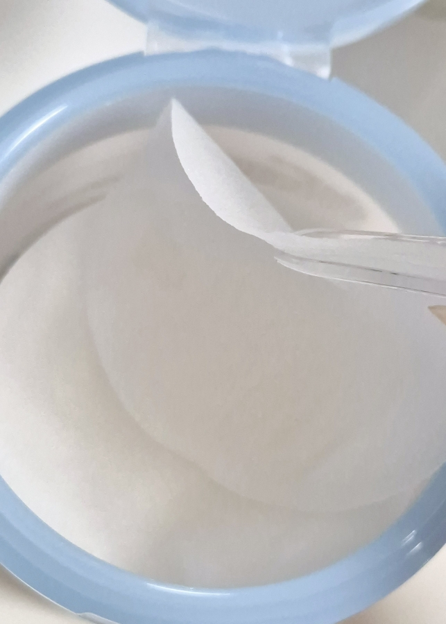 스킨푸드 (SKINFOOD) 블루 캐모마일 히알루로닉 패드 review image