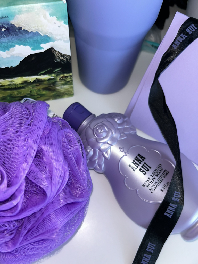 안나수이 (ANNASUI) 로즈 리퀴드 바디 솝 review image