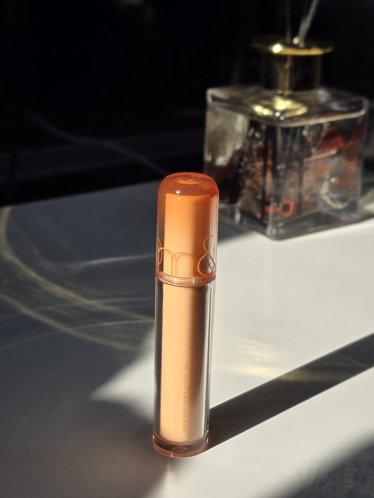 롬앤 (ROMAND) 더 쥬시 래스팅 틴트 [24 베어쥬시오] review image