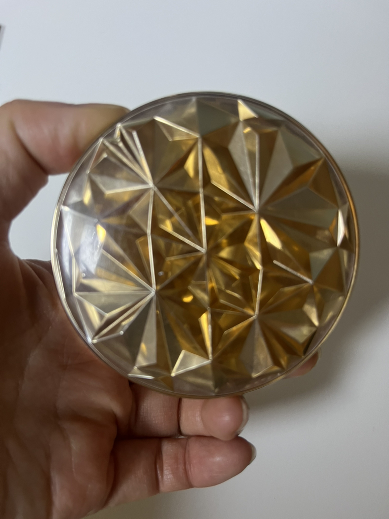 爱敬 Essence Fact Royal Gold [SPF50+/PA++++] [第 21 期] common.review image