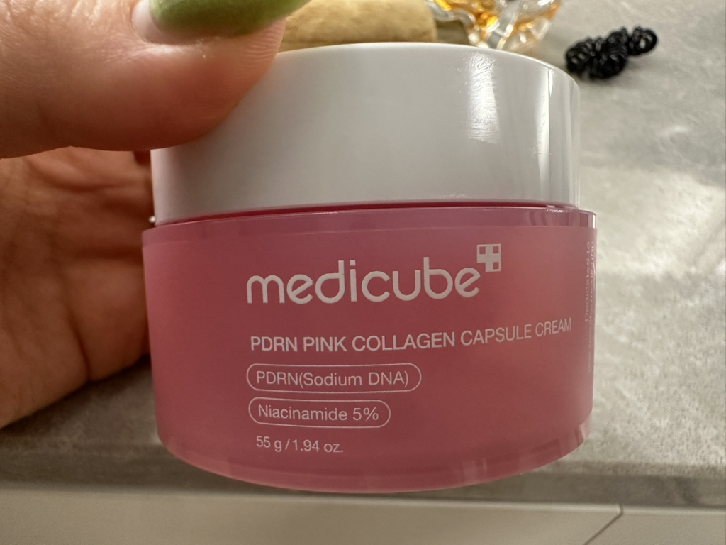 PDRN 粉红色胶原蛋白胶囊霜的真实用户使用照片