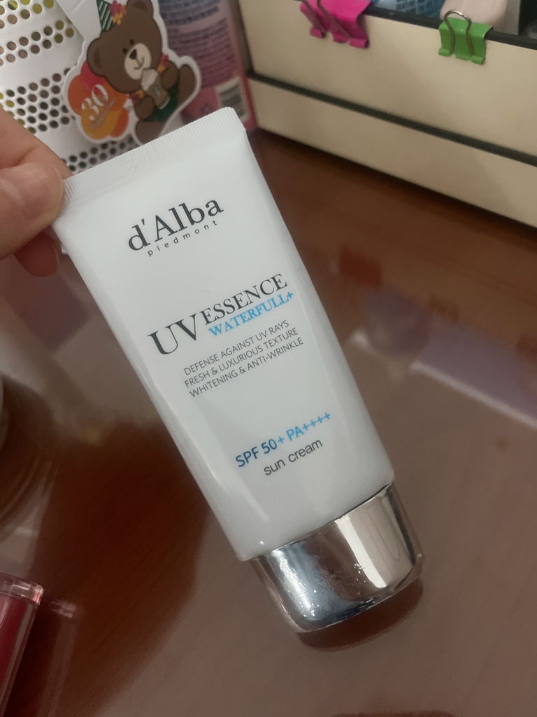 防晒乳 [SPF50+/PA++++] [精华]的真实用户使用照片