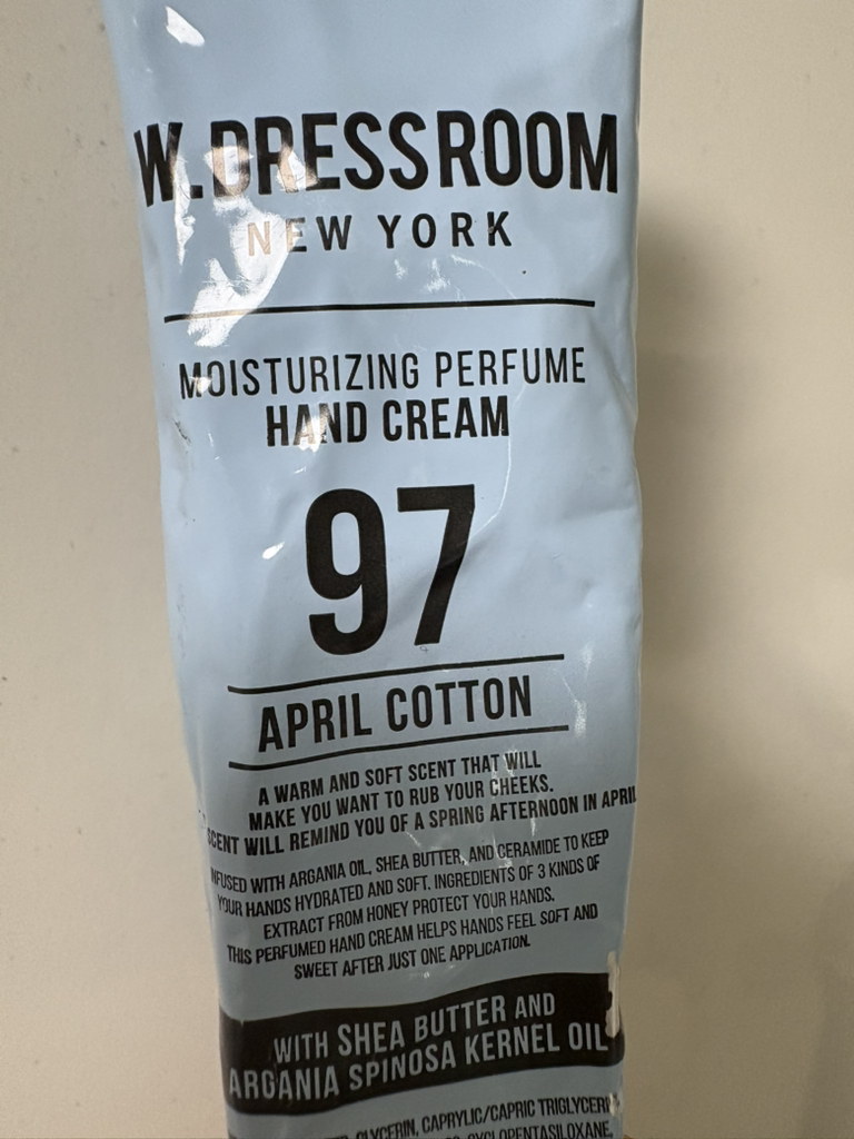 W.DRESSROOM 香水手霜 [No.97 四月棉花] common.review image