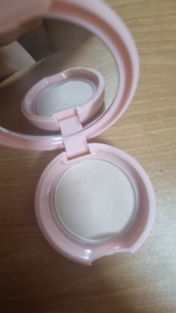 미팩토리 (MEFACTORY) 오일쏙쏙피니쉬파우더팩트 [01 핑크베이지] review image