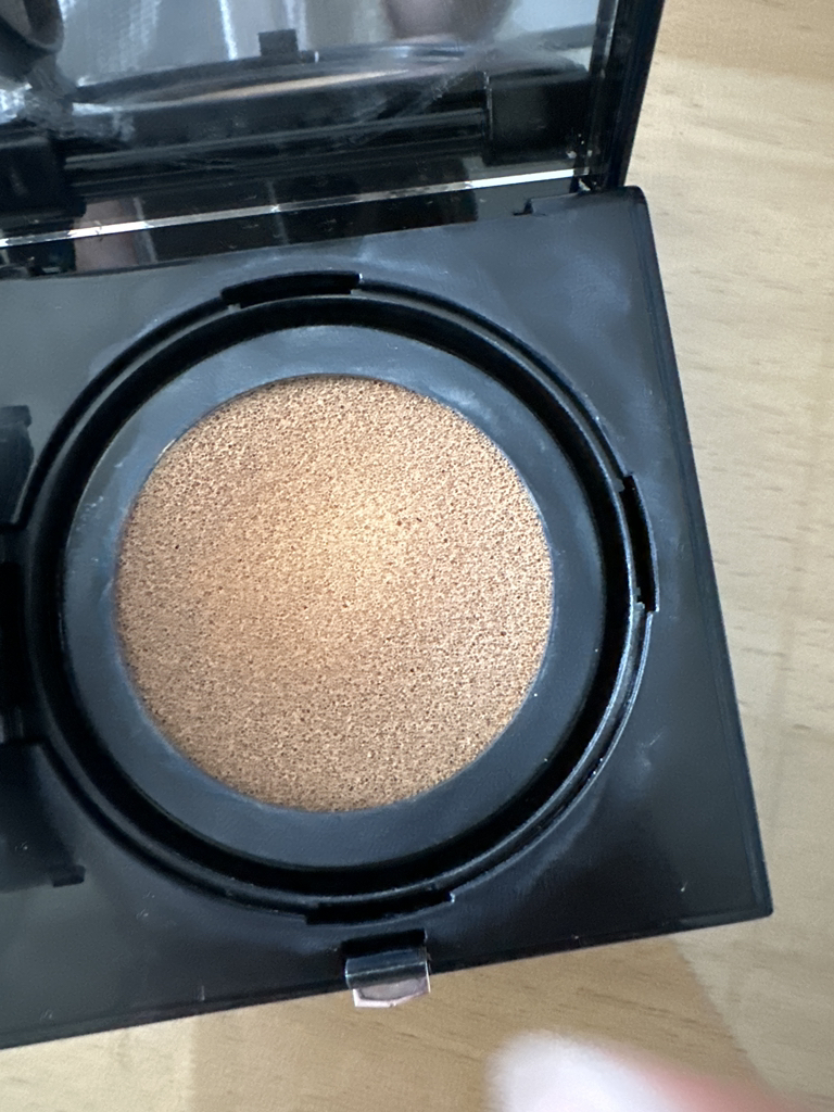 지방시 (GIVENCHY) 프리즘 리브르 스킨 케어링 글로우 쿠션 [SPF45/PA+++] [N95] review image