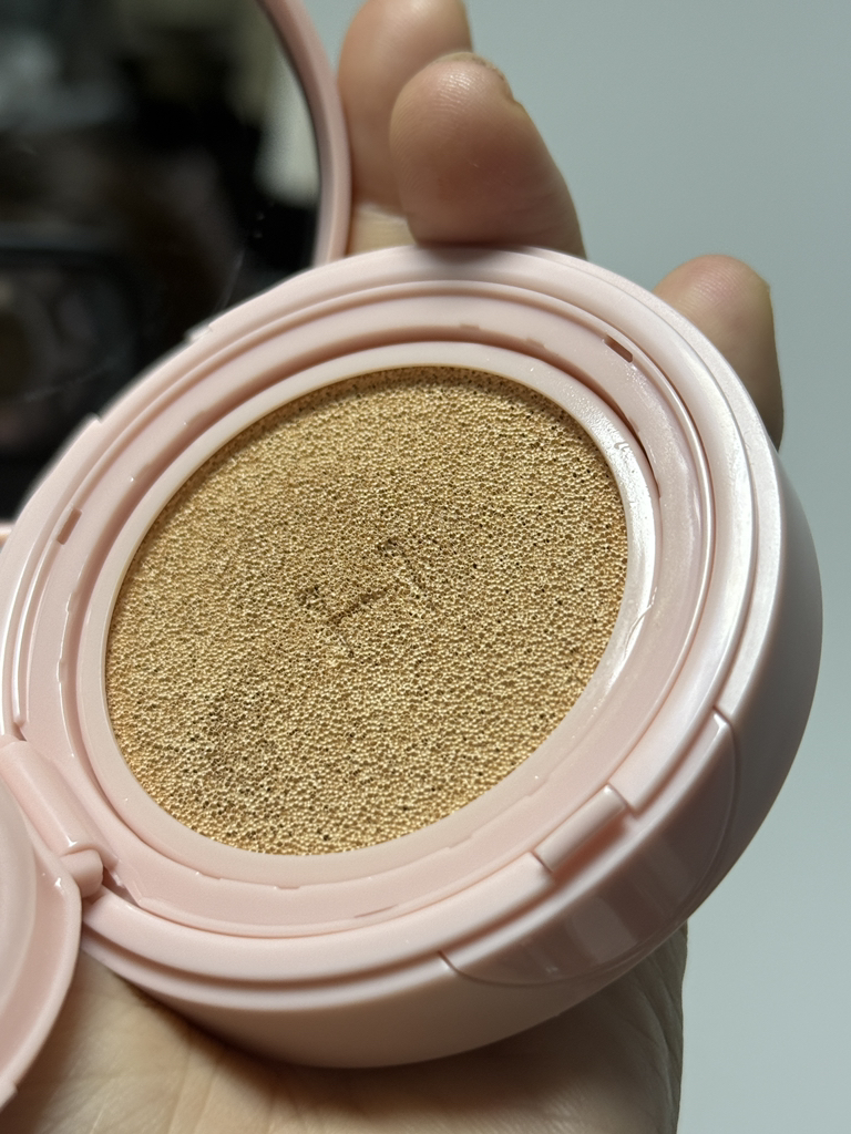粉底遮瑕霜 [SPF40/PA++] [21 纯净象牙色]的真实用户使用照片