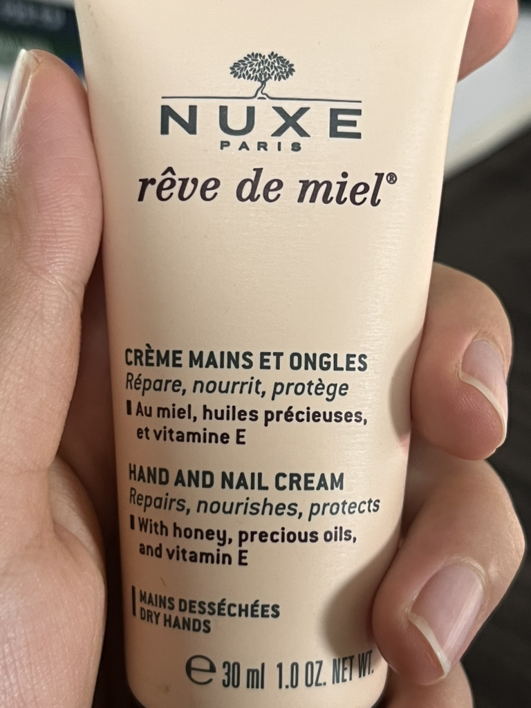 눅스 (NUXE) 레브드미엘 핸드 앤 네일 크림 review image