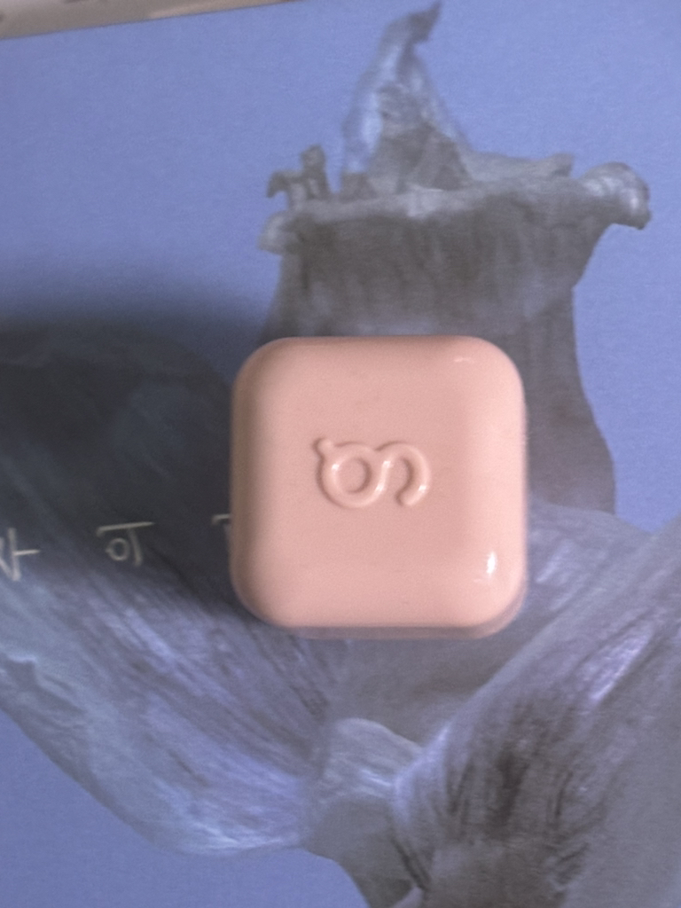 colorgram 牛奶闪耀心形打火机 [01 心动频率] common.review image