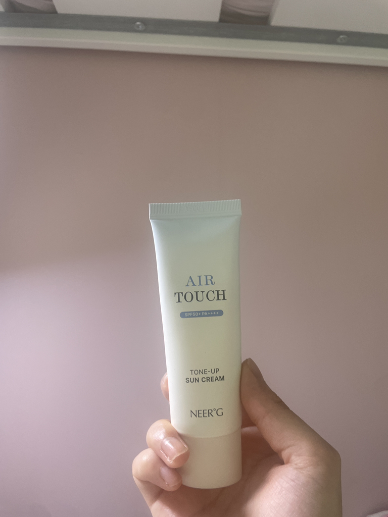 니얼지 (NEER'G) 에어터치 톤업선크림 [SPF50+/PA++++] review image