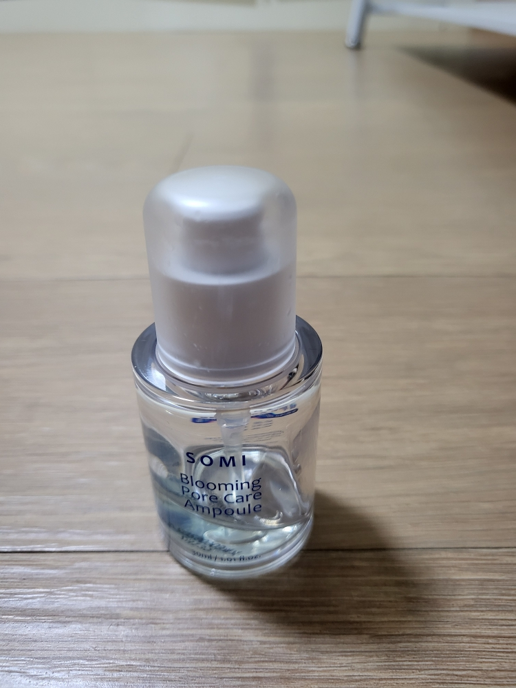 蓝色盛开毛孔护理安瓿的真实用户使用照片