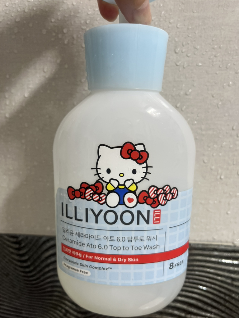 일리윤 (ILLIYOON) 헬로키티 에디션 세라마이드 아토 6.0 탑투토워시 review image