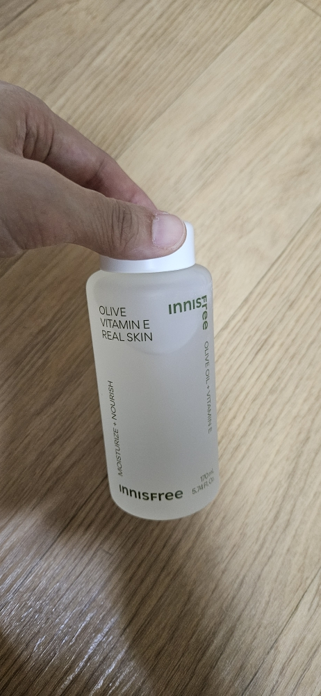 INNISFREE Olive Vitamin E Real Skin review image