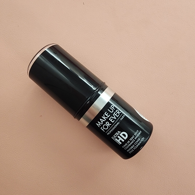 메이크업포에버 (MAKEUPFOREVER) UHD 스틱 파운데이션 [R230 아이보리] review image