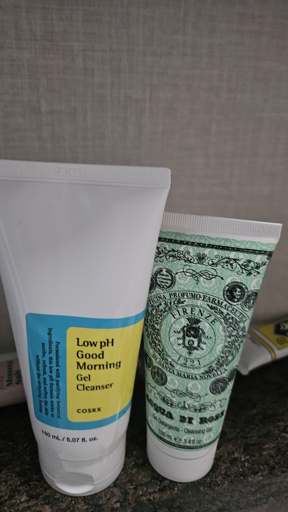 弱酸性早安洁面啫喱的真实用户使用照片