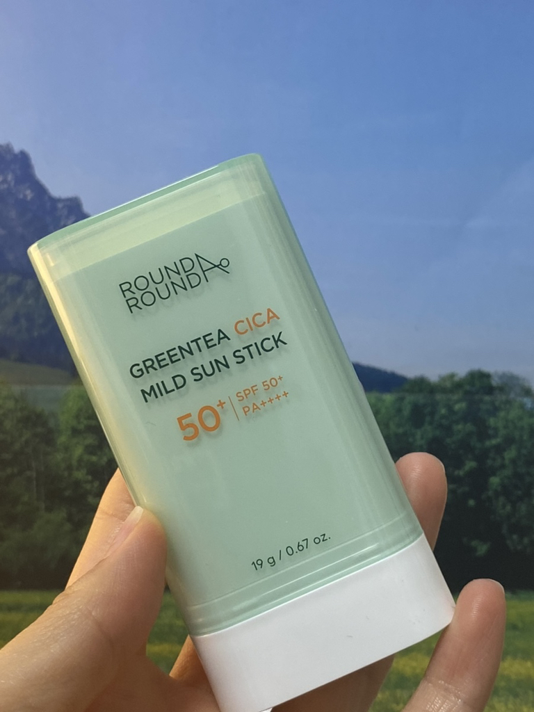 라운드어라운드 (ROUNDAROUND) 그린티 시카 마일드 선스틱 [SPF50+/PA++++] review image