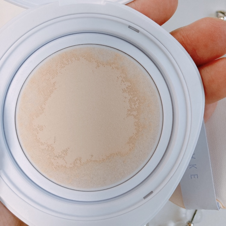 웨이크메이크 (wakemake) 워터 글로우 코팅 쿠션 [SPF50+/PA++++] [21 바닐라] review image