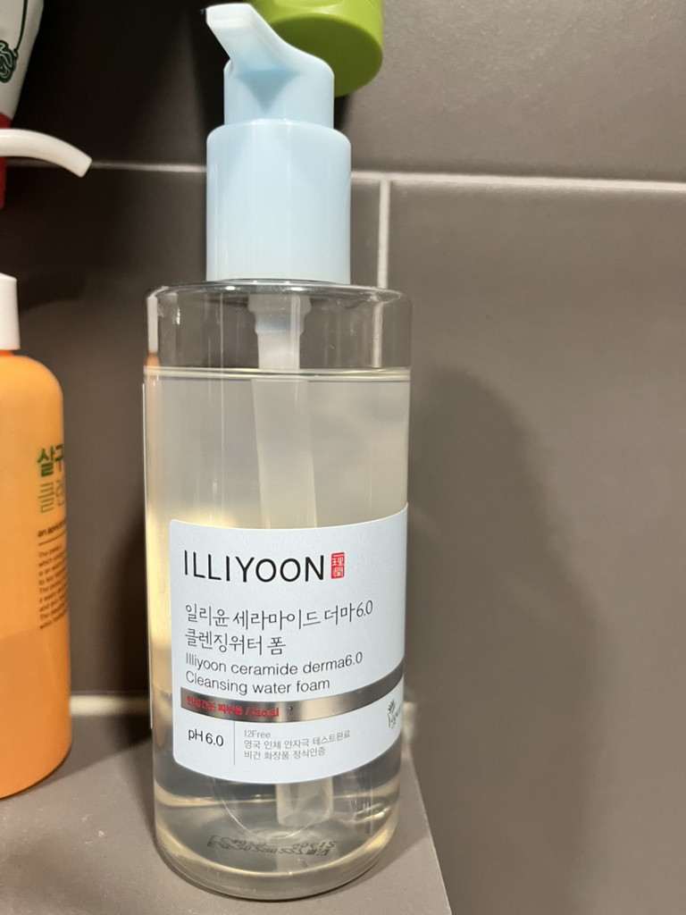 ILLIYOON 丝胺酸德玛6.0洁面水泡沫 common.review image