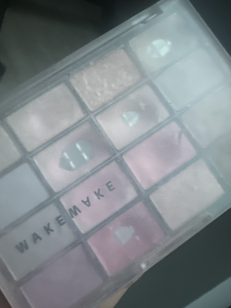 wakemake 柔和模糊眼影盘[04 薰衣草模糊] common.review image