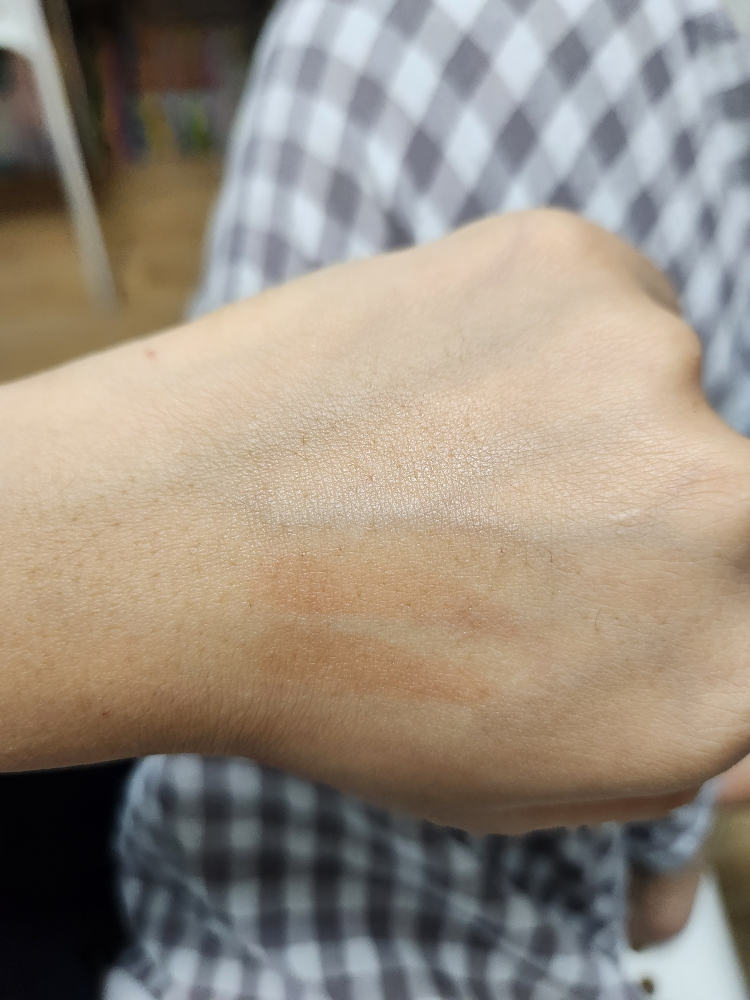 ROMAND (柔魅得) 滋润持久染唇膏[37 温和白皙] common.review image