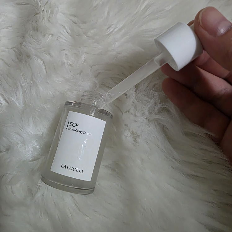 라루셀 (LALUCELL) 이지에프 리바이탈라이징 세럼 review image