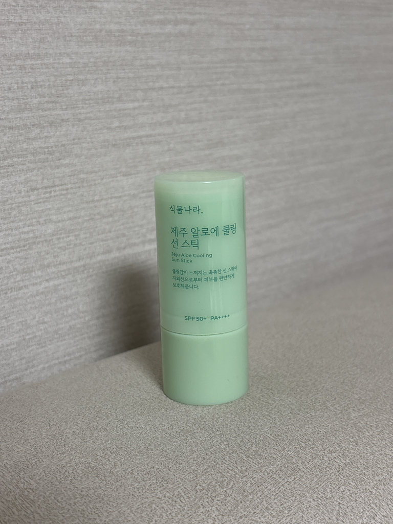 植物界 济州芦荟清凉防晒棒 [SPF50+/PA++++] common.review image