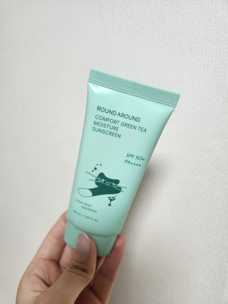 ROUNDAROUND 舒适绿茶保湿防晒霜 [SPF50+/PA++++] common.review image