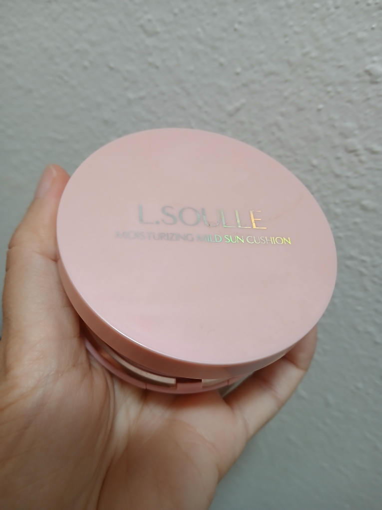 엘솔레 (L.Soulle) 모이스처라이징 마일드 선쿠션 [SPF50+/PA++++] review image