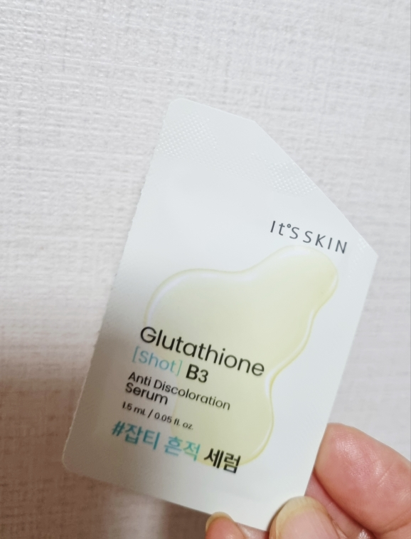 잇츠스킨 (IT'SSKIN) 글루타치온샷 비쓰리 잡티 흔적 세럼 review image