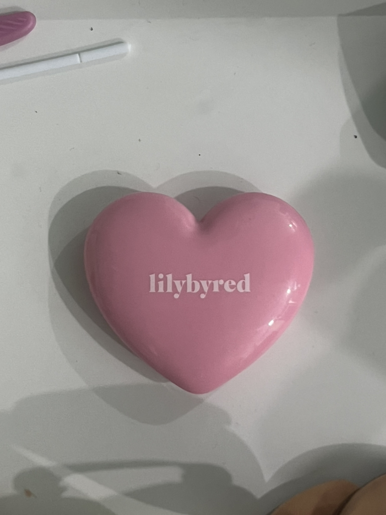 릴리바이레드 (lilybyred) 러브빔 치크밤 [02 #순수빔] review image
