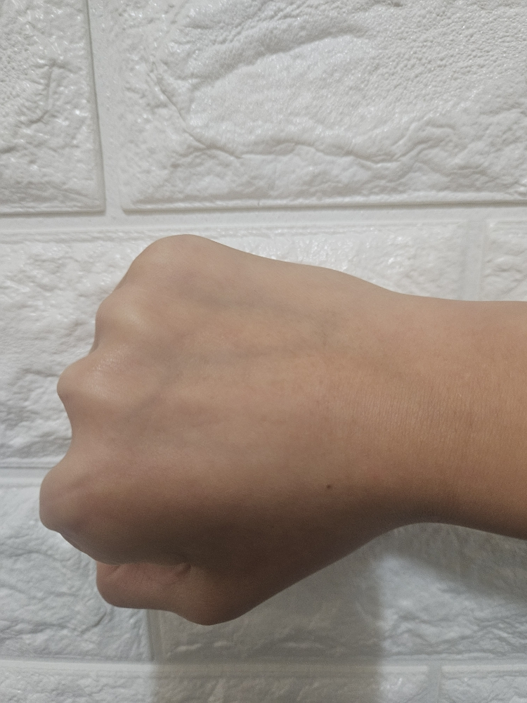非诊所 烟酰胺 5% 亮白润肤露 common.review image