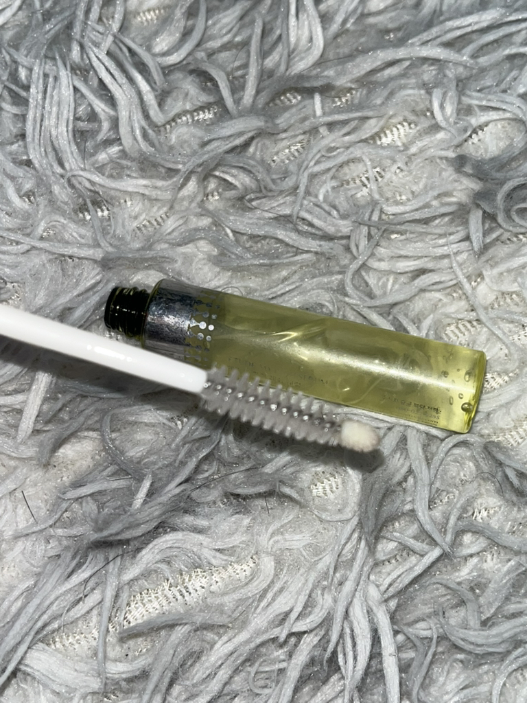 睫毛精华液的真实用户使用照片