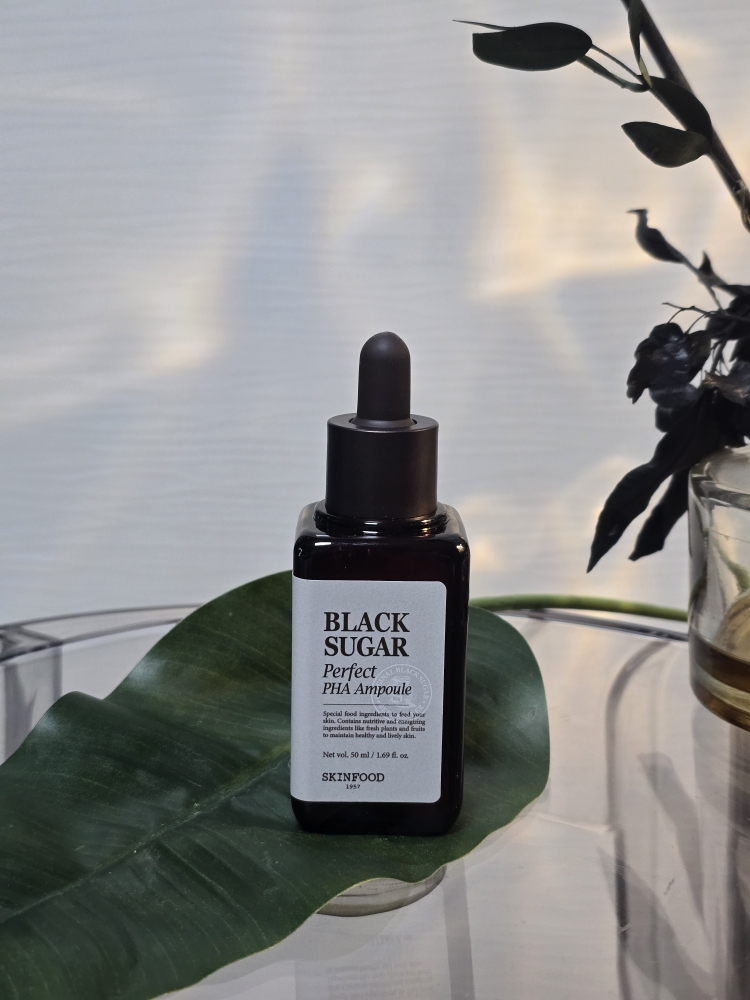 스킨푸드 (SKINFOOD) 블랙슈가 퍼펙트 PHA 앰플 review image