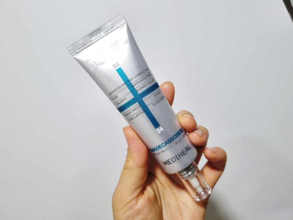 마데카소사이드 수분 선세럼 흔적 리페어 [SPF50+/PA++++] review image